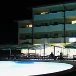 Restaurant Popini Laki