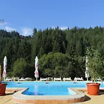 Restaurant Popini Laki 2* Yagodina