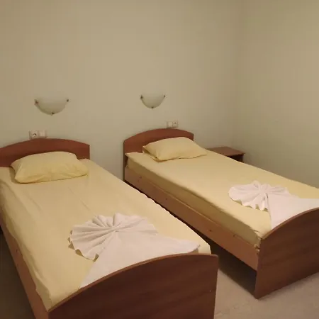 Restaurant Popini Laki Hotel 2*