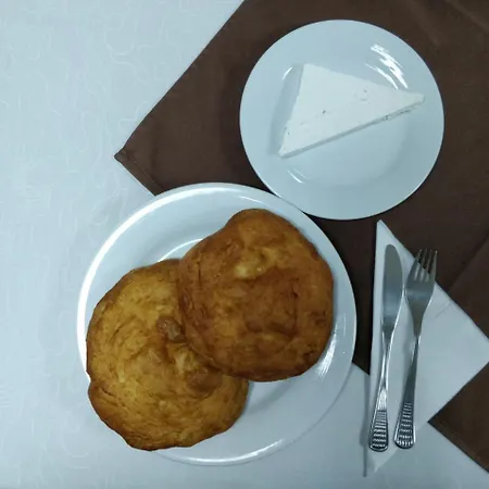Отель Restaurant Popini Laki