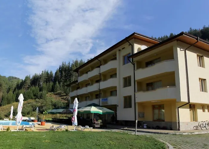 Hotel Restaurant Popini Laki Yagodina