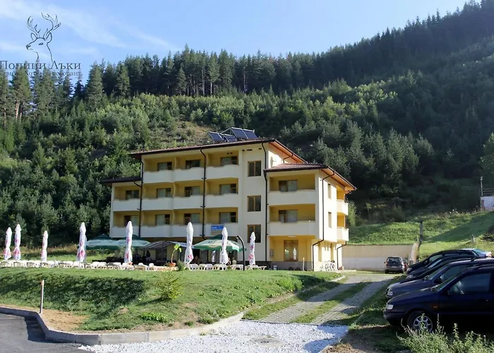 Hotel Restaurant Popini Laki